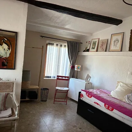 בית נופש Village House וילנב-לובה